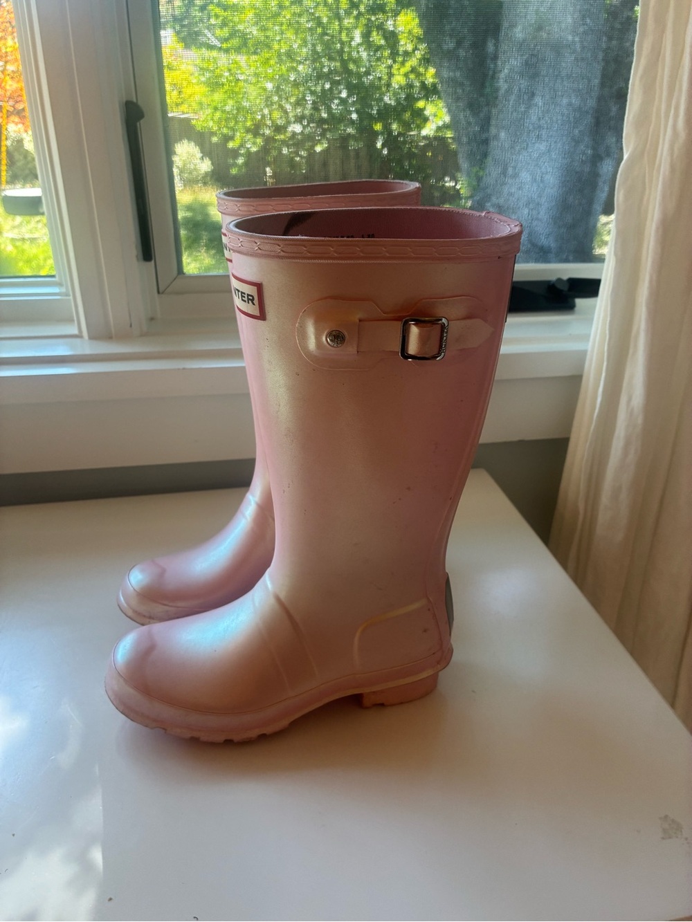 Hunter Light Pink Gloss Waterproof Boots